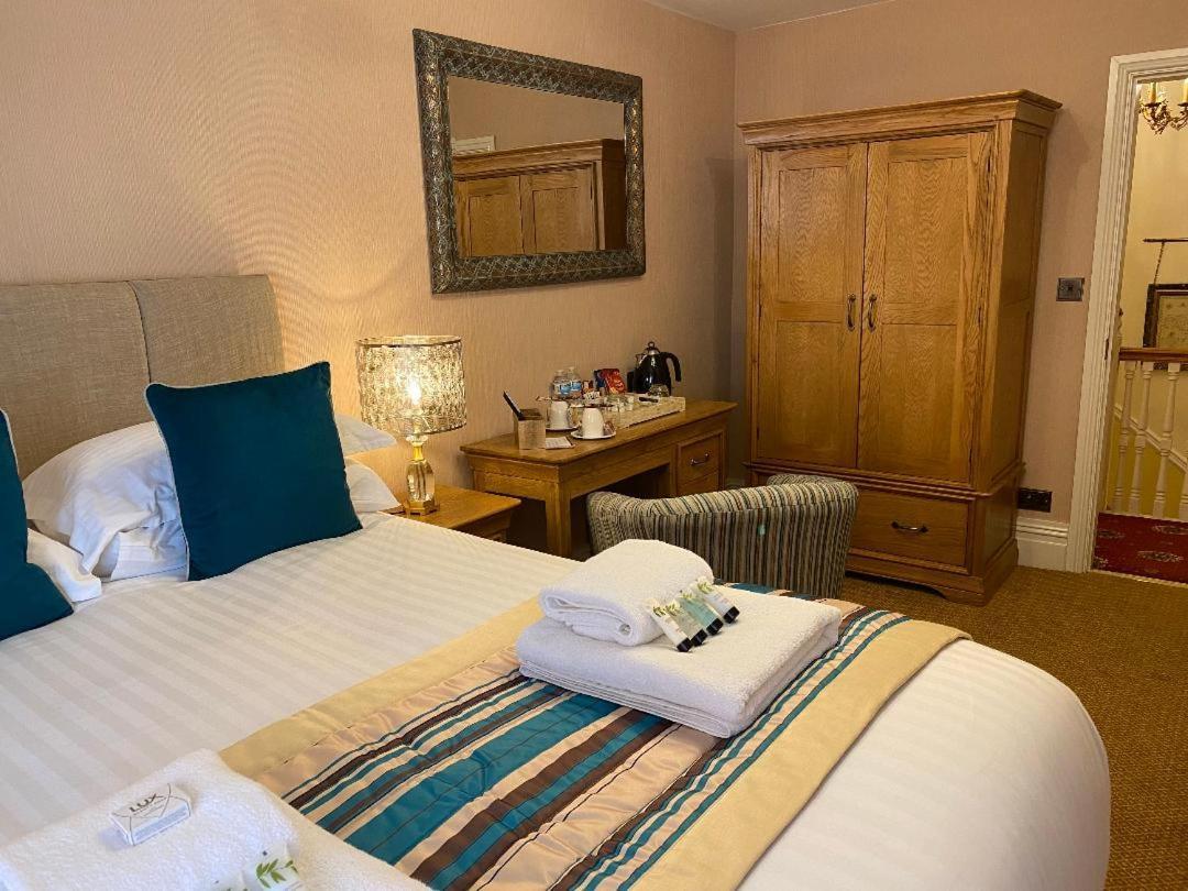 Double Room Shower