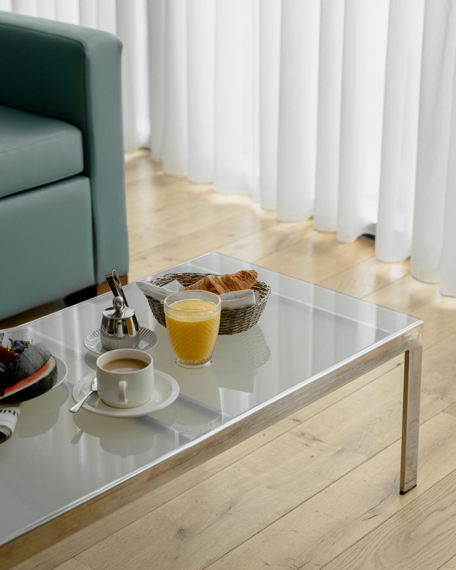 Luxury King Room