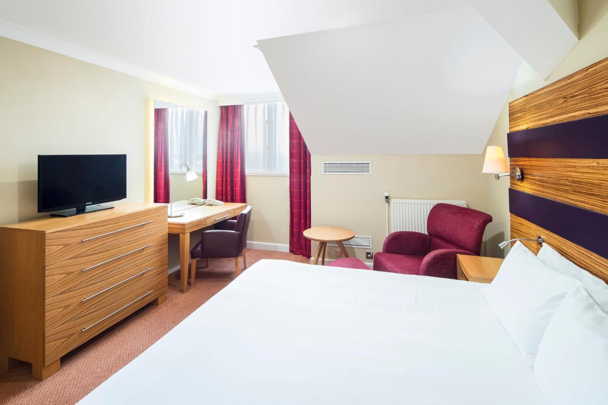 Premium Super King Room View Lounge Access