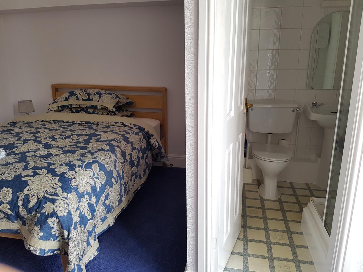 Deluxe Double Room with Shower