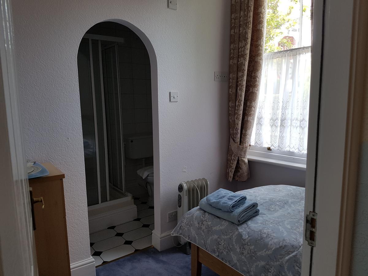 Single Room with Private Bathroom