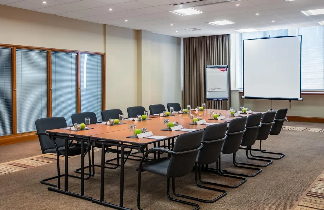 Crowne Plaza Chester By Ihg-1