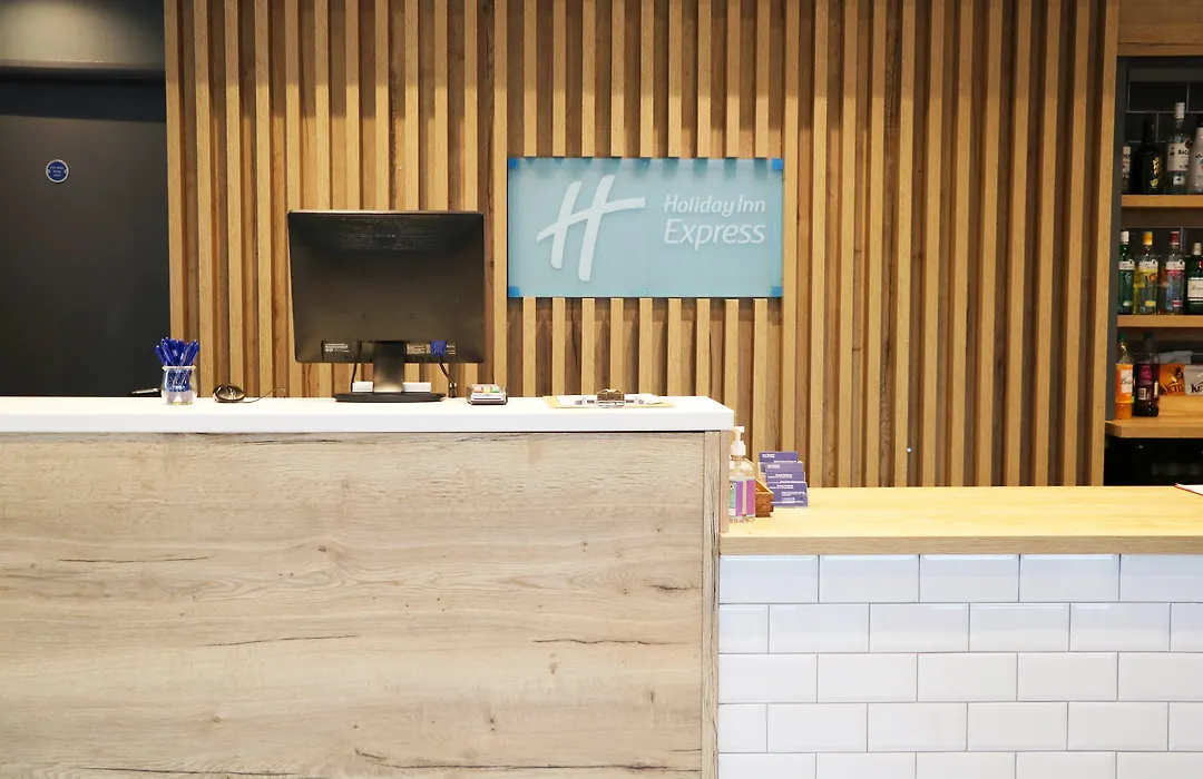 Holiday Inn Express, Chester Racecourse By Ihg-1