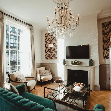 Ch1 Boutique Stays-3