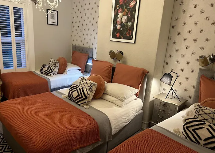 Maison Claire Chester