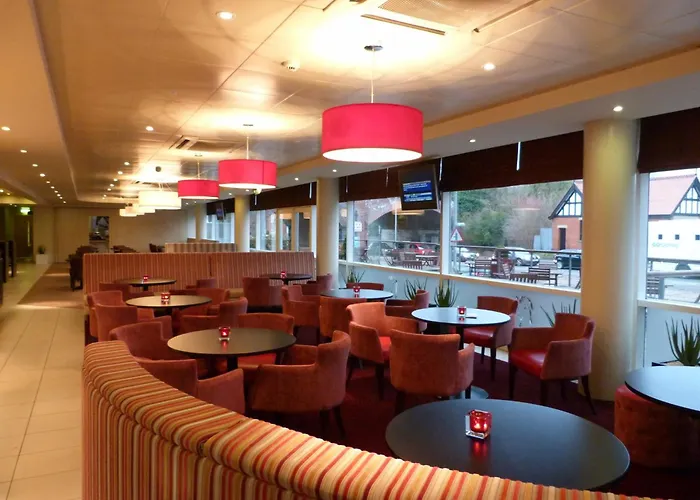 Holiday Inn Express, Chester Racecourse By Ihg