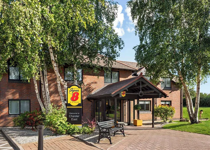 Super 8 By Wyndham Chester East