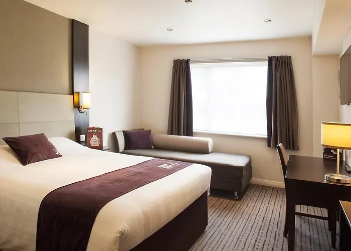 Premier Inn Chester Central - North